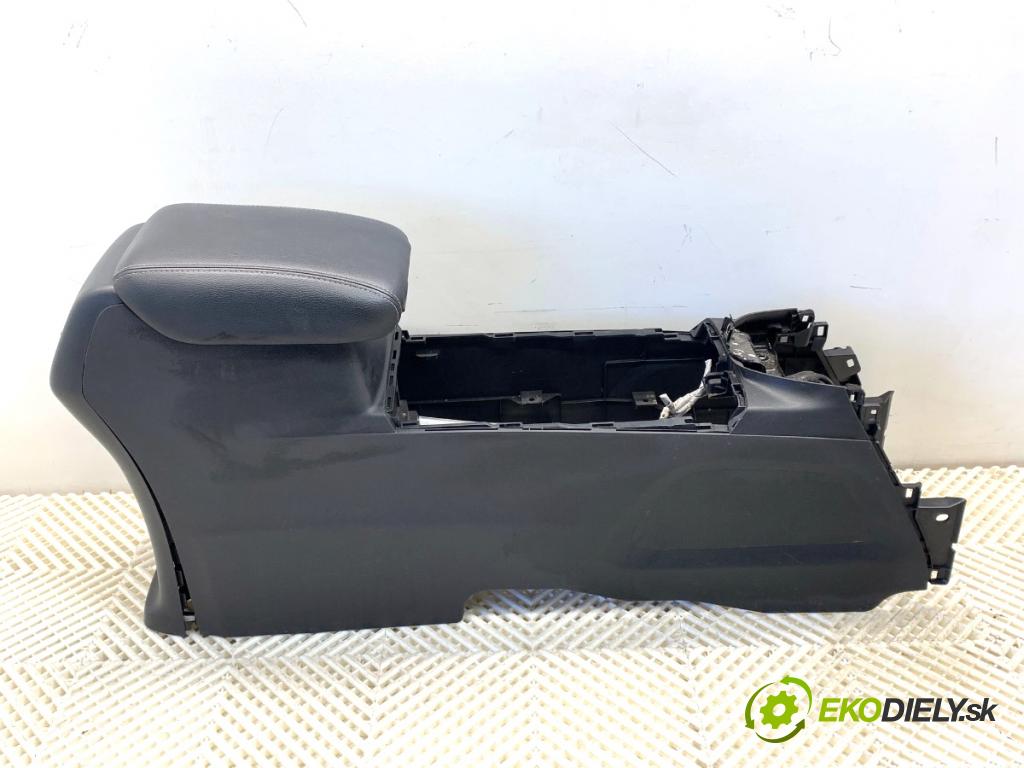 HONDA CR-V IV SUV 2016 118 kW 1.6 i-DTEC 4WD (RE6) 1597 Tunel stredový opierka