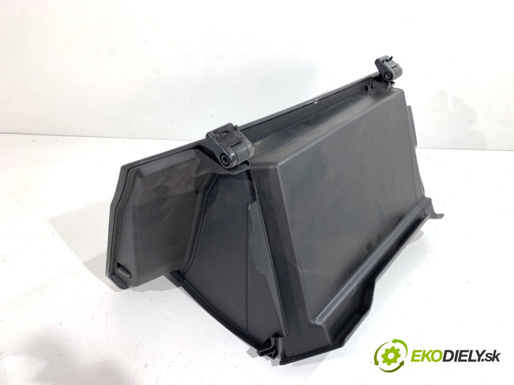 HONDA CR-V IV SUV 2016 118 kW 1.6 i-DTEC 4WD (RE6) 1597 přihrádka kastlík volantu