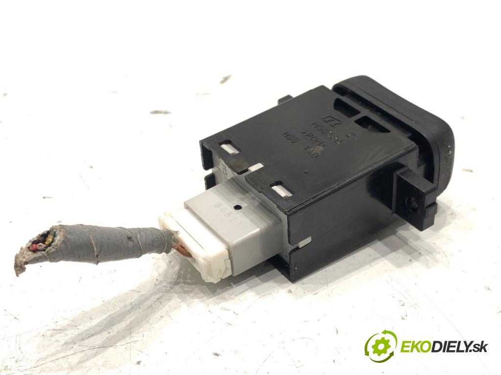 HONDA CR-V IV SUV 2016 118 kW 1.6 i-DTEC 4WD (RE6) 1597 přepínač ohřívání sedačky M36580 (Páčky pod volantem)