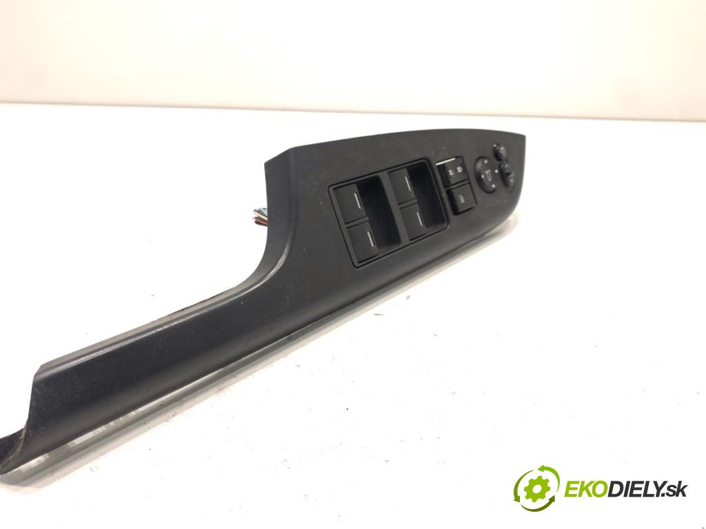 HONDA CR-V IV SUV 2016 118 kW 1.6 i-DTEC 4WD (RE6) 1597 přepínač oken 35750-T1G-G42 (Páčky pod volantem)