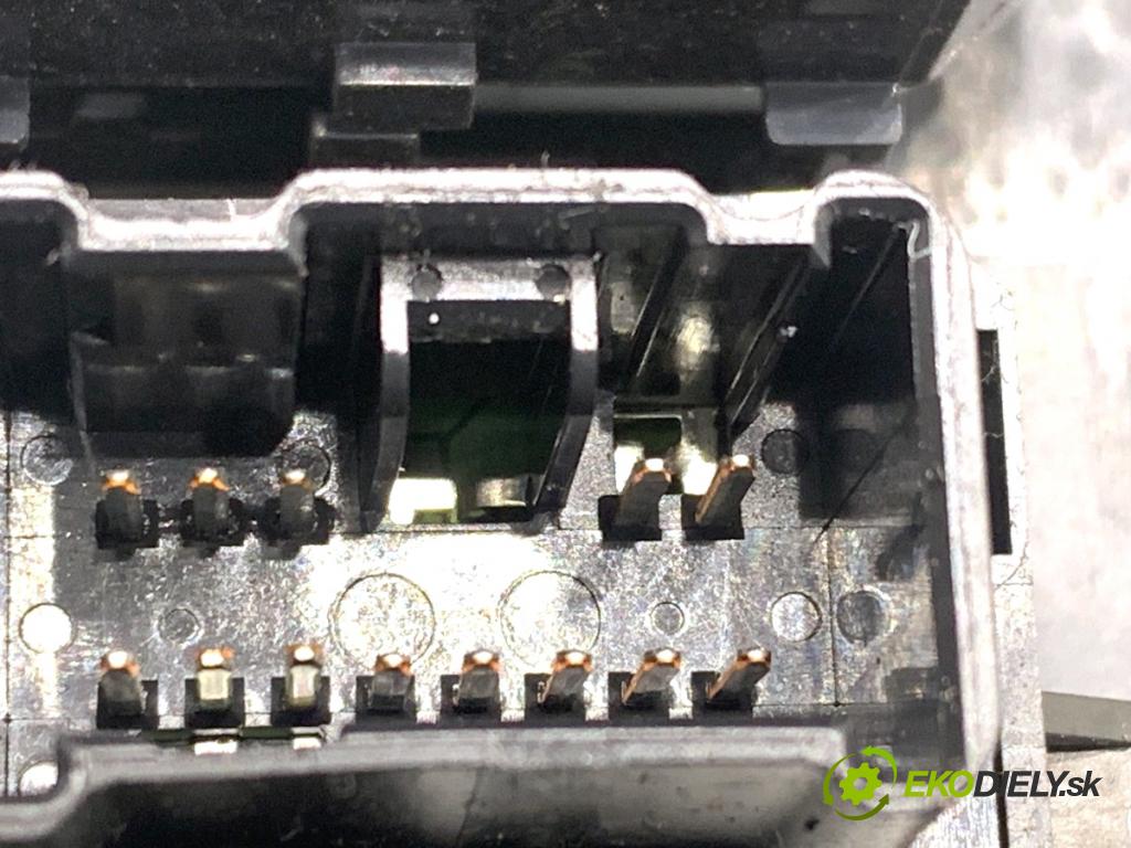 HONDA CR-V IV SUV 2016 118 kW 1.6 i-DTEC 4WD (RE6) 1597 přepínač oken 35750-T1G-G42 (Páčky pod volantem)