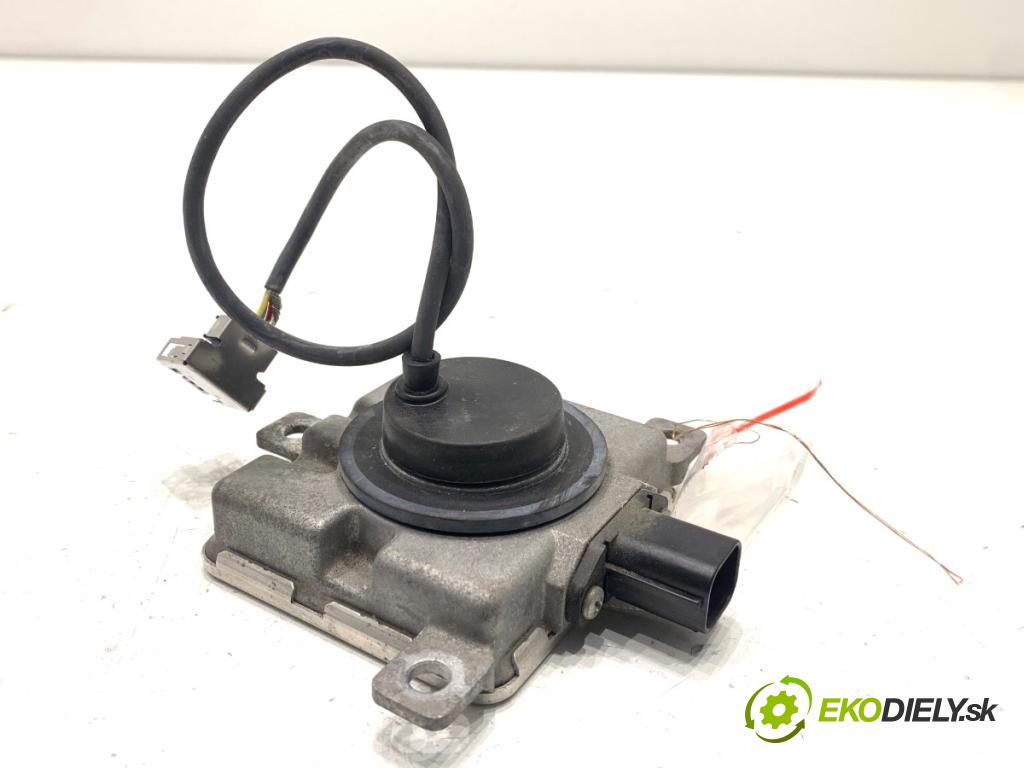 HONDA CR-V IV SUV 2016 118 kW 1.6 i-DTEC 4WD (RE6) 1597 měnič XENON W3T23671 (Řídící jednotka xenonu)