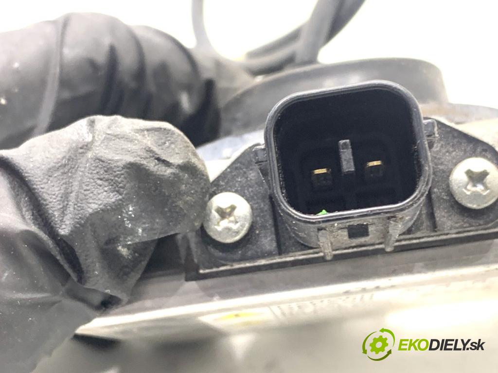 HONDA CR-V IV SUV 2016 118 kW 1.6 i-DTEC 4WD (RE6) 1597 měnič XENON W3T23671 (Řídící jednotka xenonu)