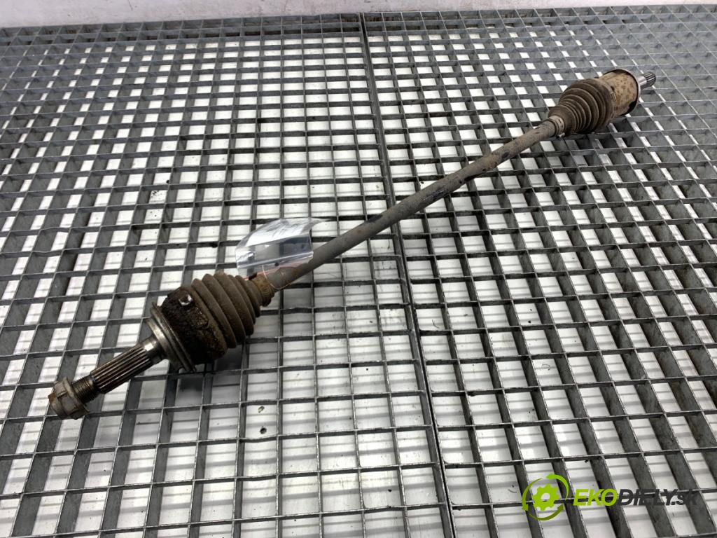 HONDA CR-V IV SUV 2016 118 kW 1.6 i-DTEC 4WD (RE6) 1597 poloos pravý zadní část