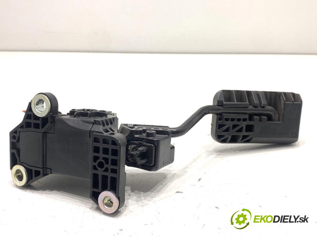 HONDA CR-V IV SUV 2016 118 kW 1.6 i-DTEC 4WD (RE6) 1597 Potenciometer plynu 270000-0390 (Potenciometer plynového pedálu)