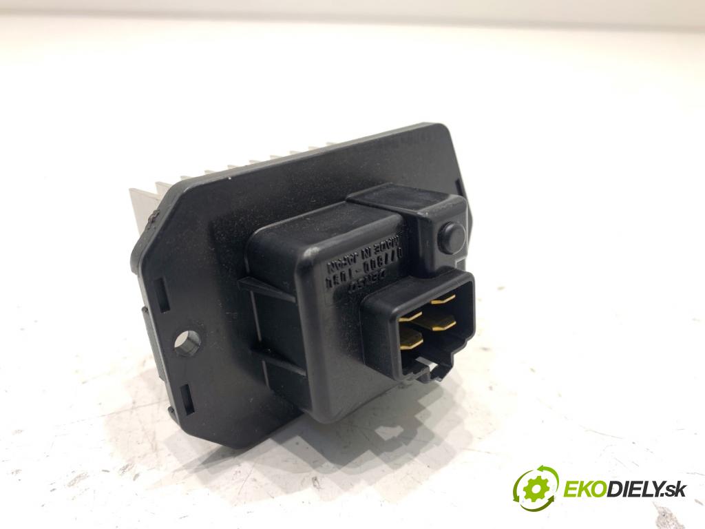 HONDA CR-V IV SUV 2016 118 kW 1.6 i-DTEC 4WD (RE6) 1597 odpor rezistor topení vzduchu 077800-1030 (Odpor topení)