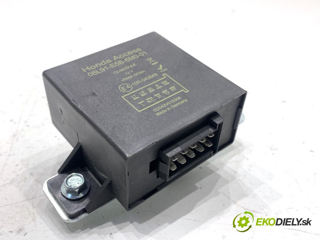 HONDA CR-V IV SUV 2016 118 kW 1.6 i-DTEC 4WD (RE6) 1597 Modul ťažného oka 08L91-E5B-6M0-01 (Riadiaca jednotka ostatné)
