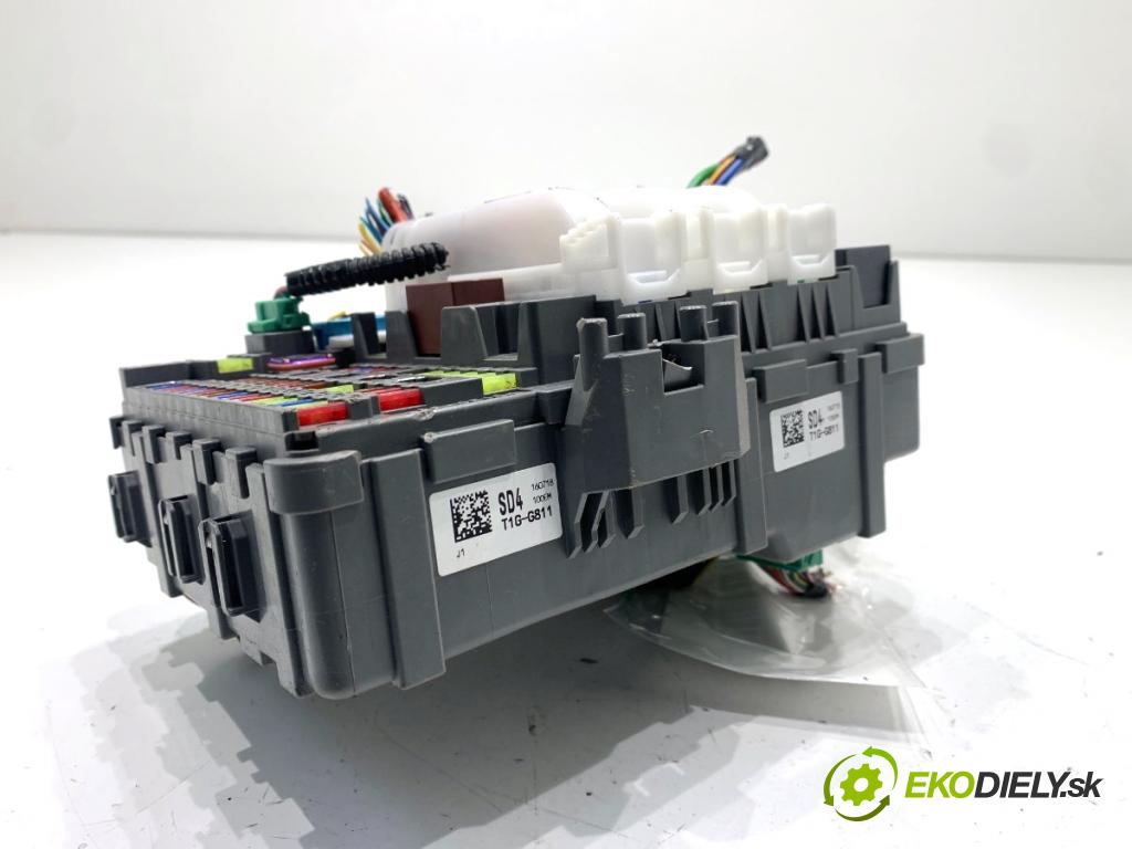 HONDA CR-V IV SUV 2016 118 kW 1.6 i-DTEC 4WD (RE6) 1597 Modul BSI T1G-G811 (Poistková skrinka)