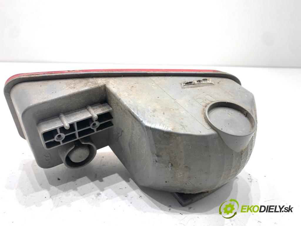 HONDA CR-V IV SUV 2016 118 kW 1.6 i-DTEC 4WD (RE6) 1597 světlo nárazníka pravý zadní část