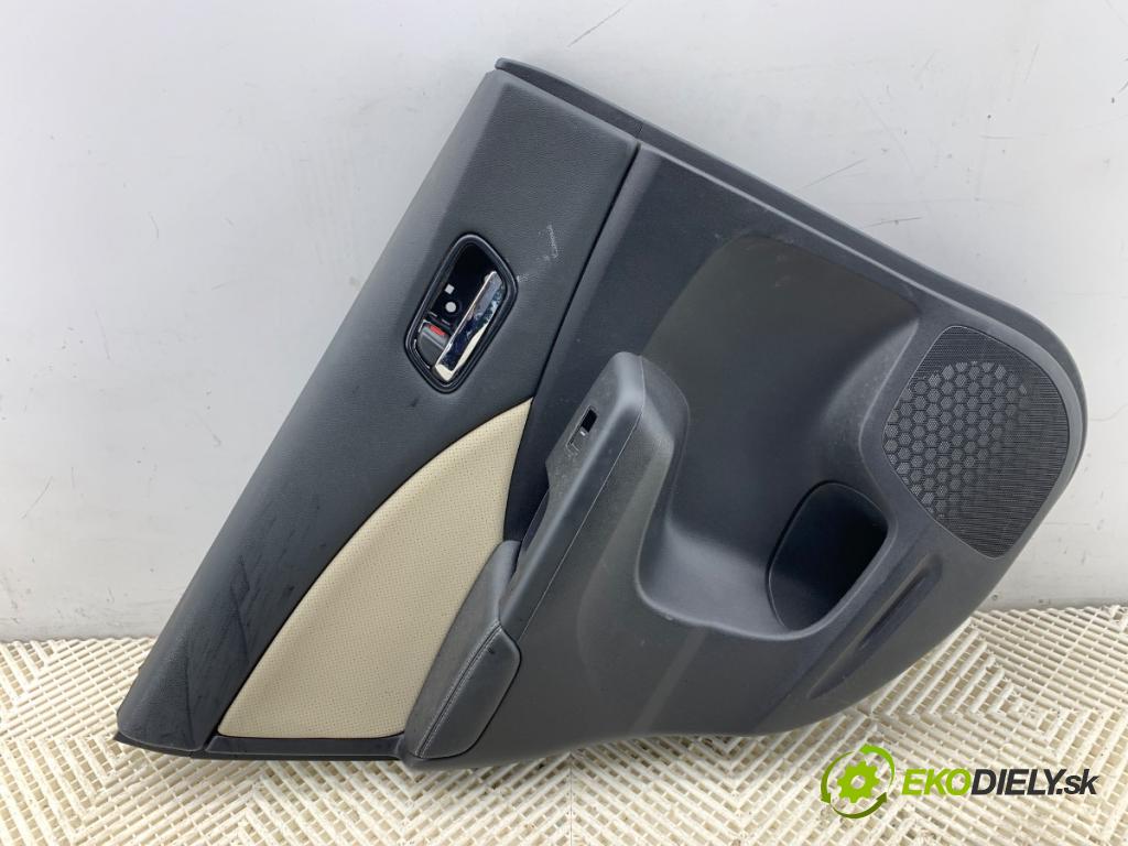 HONDA CR-V IV SUV 2016 118 kW 1.6 i-DTEC 4WD (RE6) 1597 ča dveře levý zadní část 