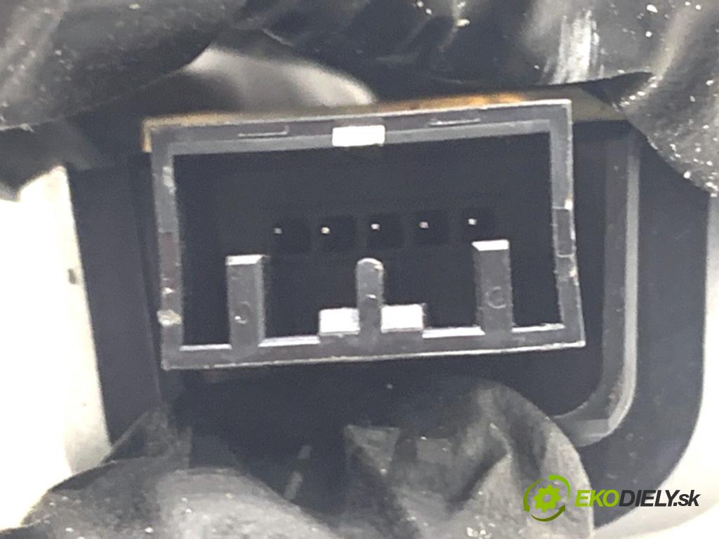 HONDA CR-V IV SUV 2016 118 kW 1.6 i-DTEC 4WD (RE6) 1597 snímač deště  (Snímač deště)