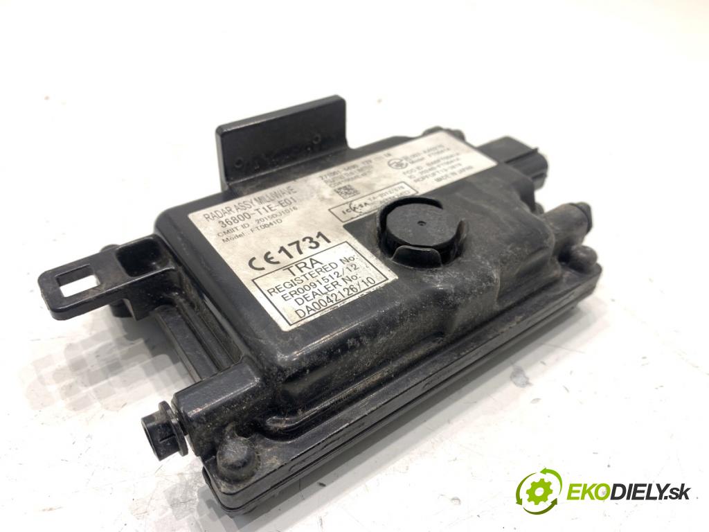 HONDA CR-V IV SUV 2016 118 kW 1.6 i-DTEC 4WD (RE6) 1597 RADAR: DISTRONIC 36800-T1E-E01