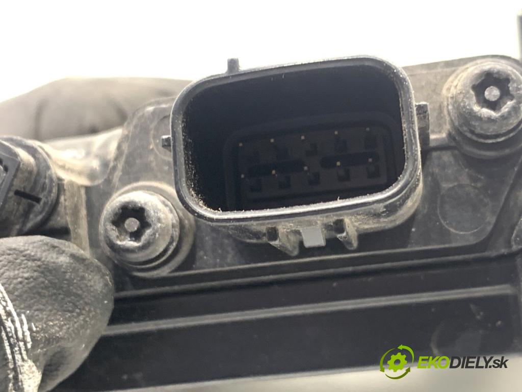 HONDA CR-V IV SUV 2016 118 kW 1.6 i-DTEC 4WD (RE6) 1597 RADAR: DISTRONIC 36800-T1E-E01