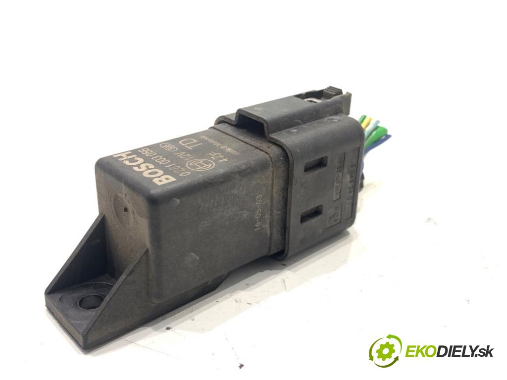 HONDA CR-V IV SUV 2016 118 kW 1.6 i-DTEC 4WD (RE6) 1597 relé sviečok žhavenia 0281003056 (Relé)