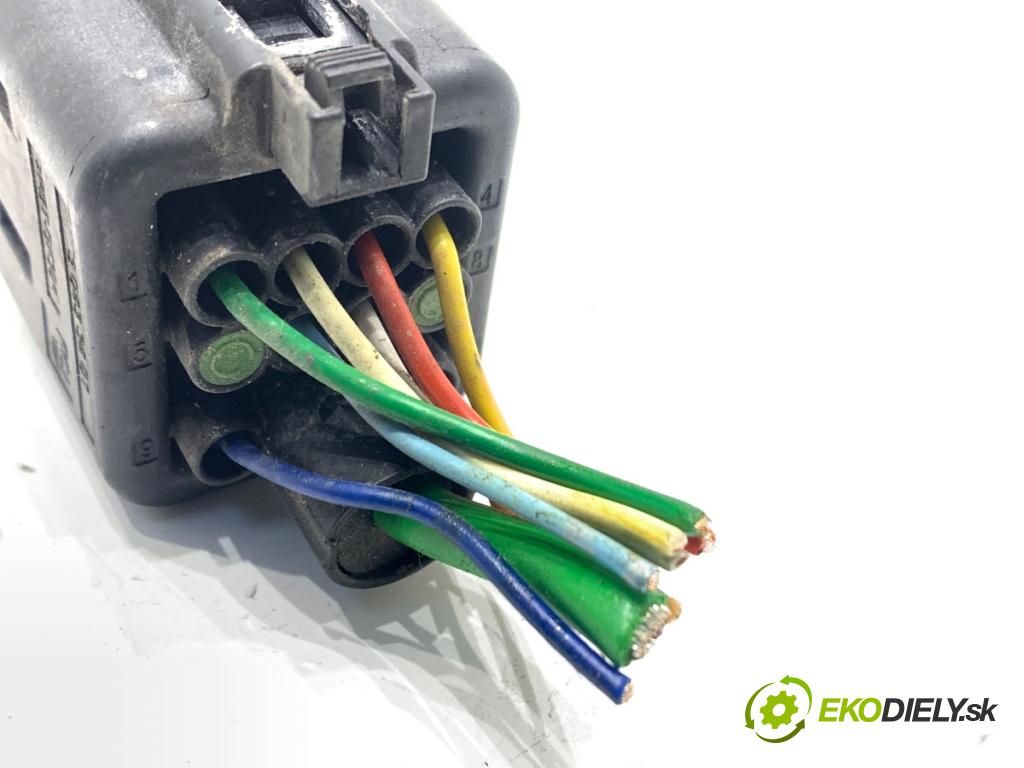 HONDA CR-V IV SUV 2016 118 kW 1.6 i-DTEC 4WD (RE6) 1597 relé svíček žhavení 0281003056 (Relé)