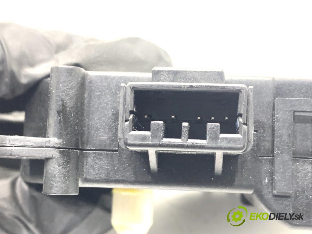 HONDA CR-V IV SUV 2016 118 kW 1.6 i-DTEC 4WD (RE6) 1597 motor topení 113800-3450