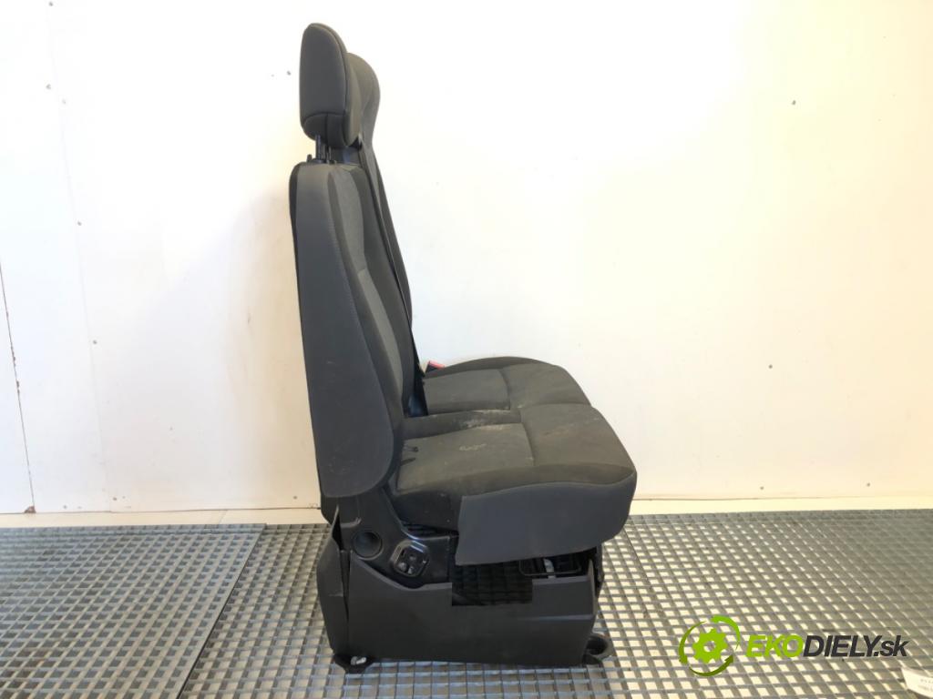 RENAULT MASTER III Platforma / podwozie 2018 125 kW 2.3 dCi 170 FWD (EV0L, HV0L, UV0L) 2298 Sedadlo pravy predný