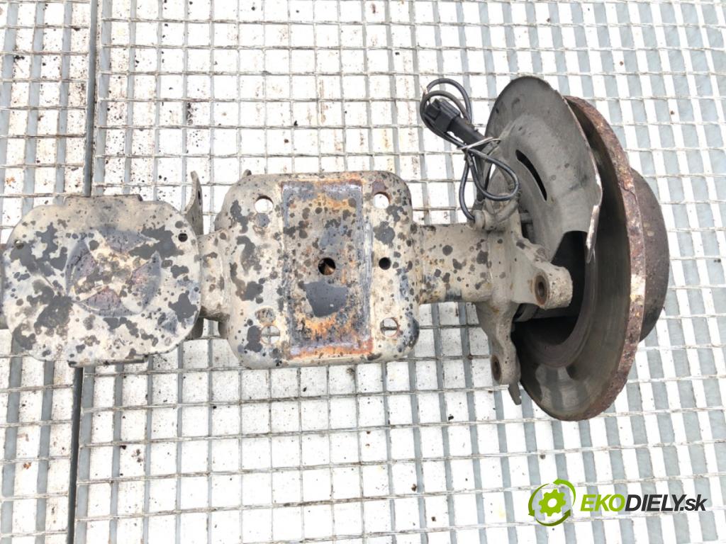 RENAULT MASTER III Platforma / podwozie 2018 125 kW 2.3 dCi 170 FWD (EV0L, HV0L, UV0L) 2298 Výstuha zad 555115839R