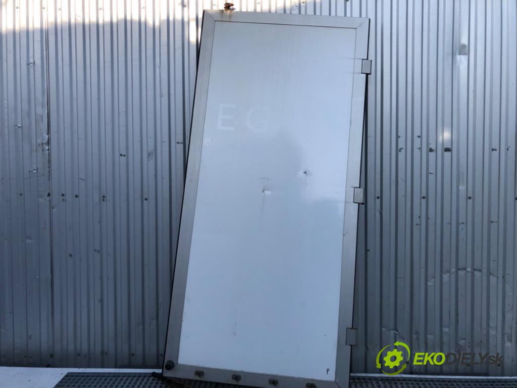 RENAULT MASTER III Platforma / podwozie 2018 125 kW 2.3 dCi 170 FWD (EV0L, HV0L, UV0L) 2298 Dvere pravy zad NÁKLAD: