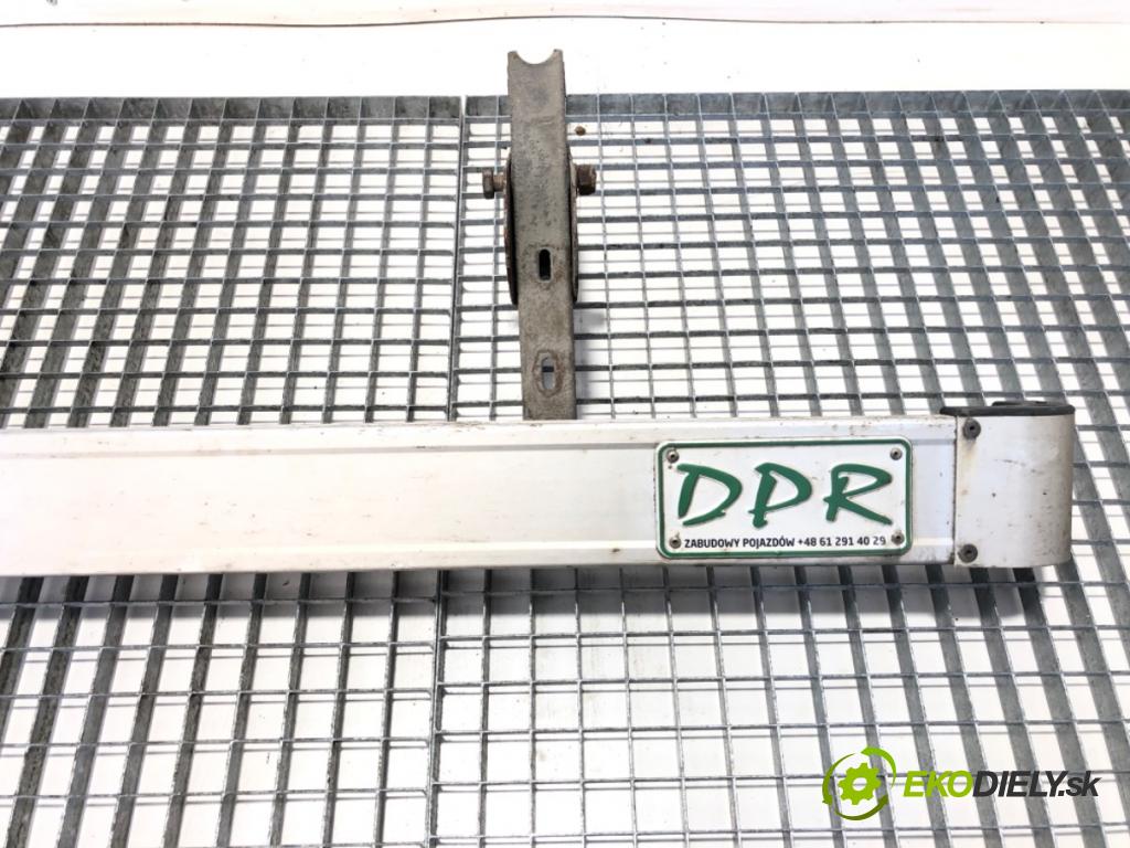 RENAULT MASTER III Platforma / podwozie 2018 125 kW 2.3 dCi 170 FWD (EV0L, HV0L, UV0L) 2298 lišta boční levá strana