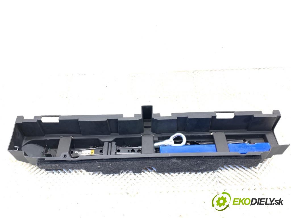 OPEL ZAFIRA C nadwozie wielkoprzestrzenne (MPV) 2014 100 kW 1.6 CDTI (75) 1598 Súprava náradia 13295817