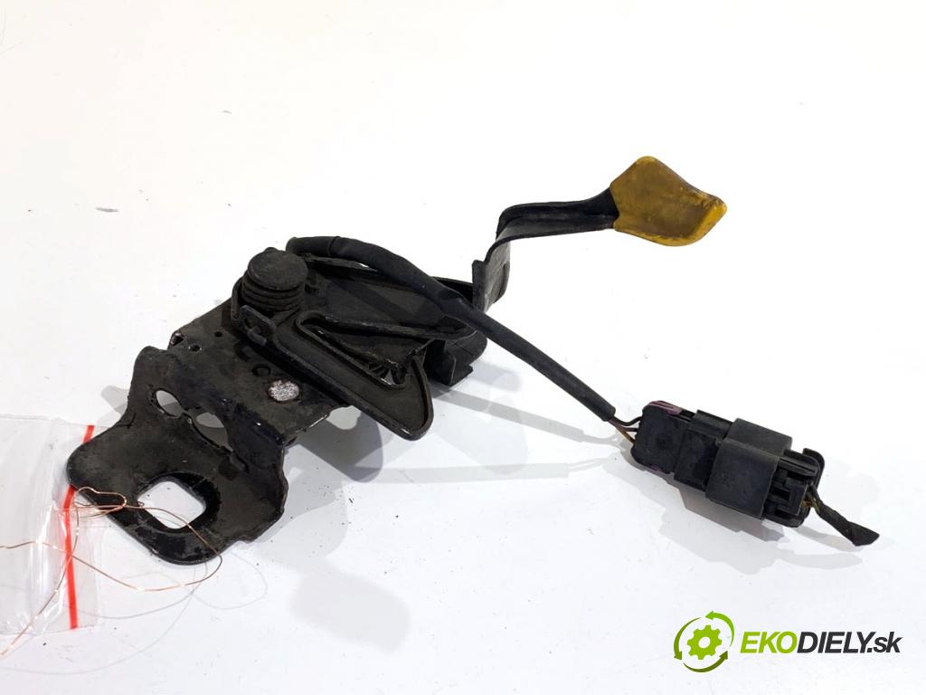 OPEL ZAFIRA C nadwozie wielkoprzestrzenne (MPV) 2014 100 kW 1.6 CDTI (75) 1598 zámok kapoty predný 13371992