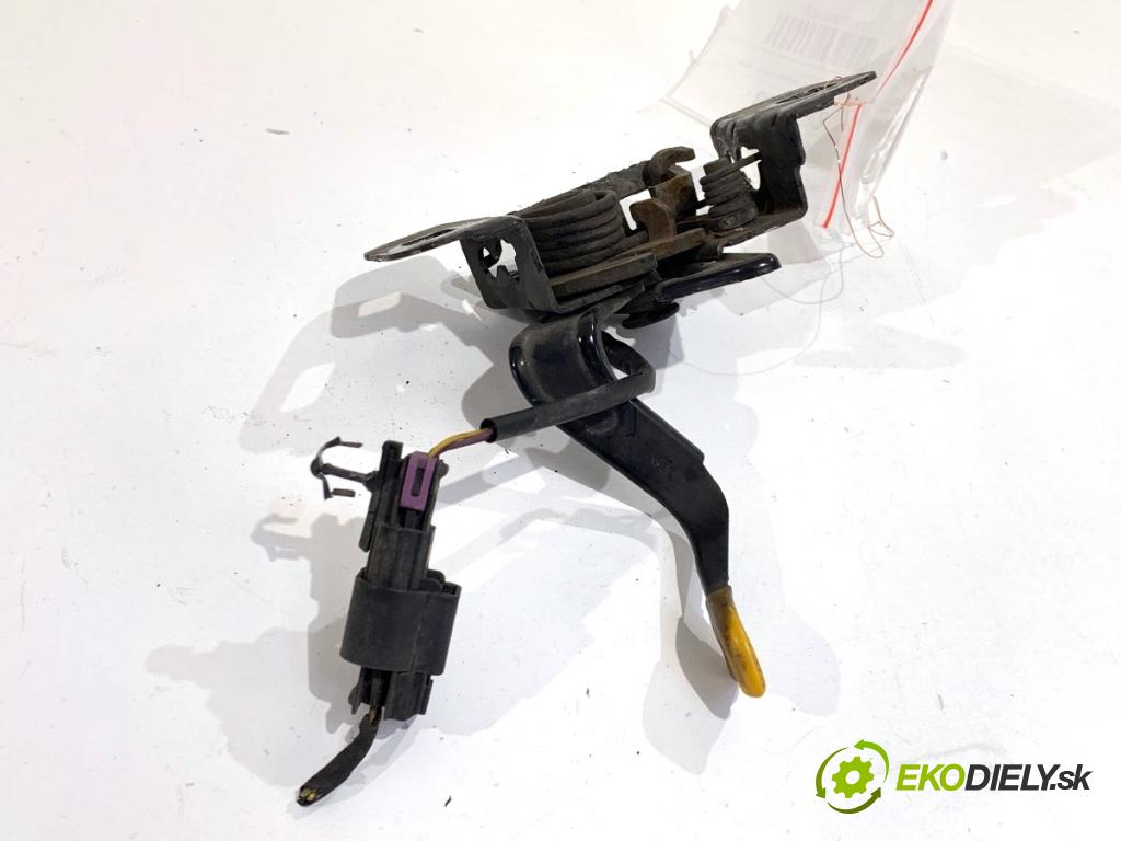 OPEL ZAFIRA C nadwozie wielkoprzestrzenne (MPV) 2014 100 kW 1.6 CDTI (75) 1598 zámok kapoty predný 13371992