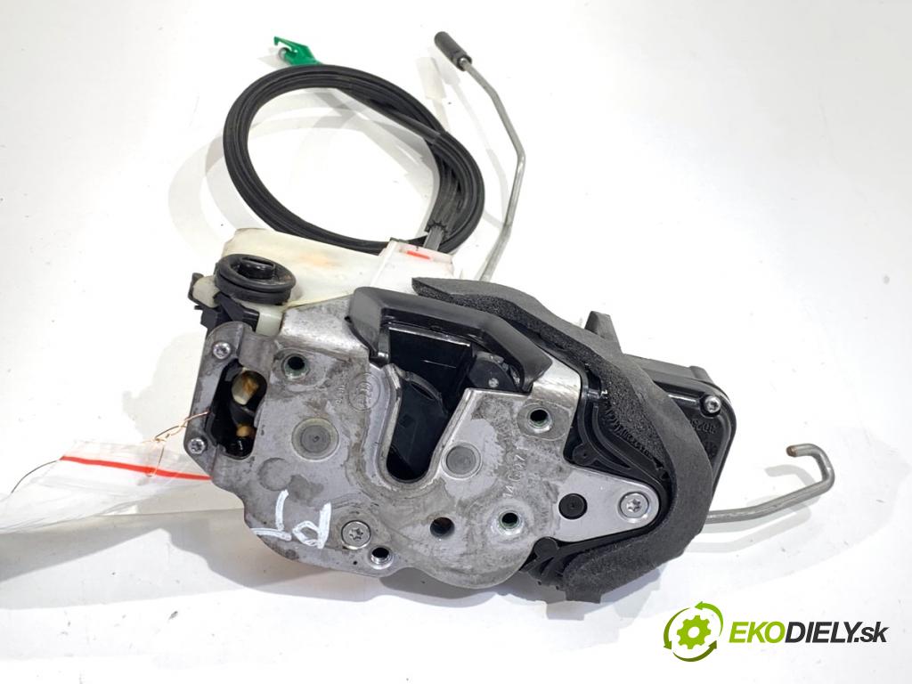 OPEL ZAFIRA C nadwozie wielkoprzestrzenne (MPV) 2014 100 kW 1.6 CDTI (75) 1598 zámok Dvere pravy zad 3023880