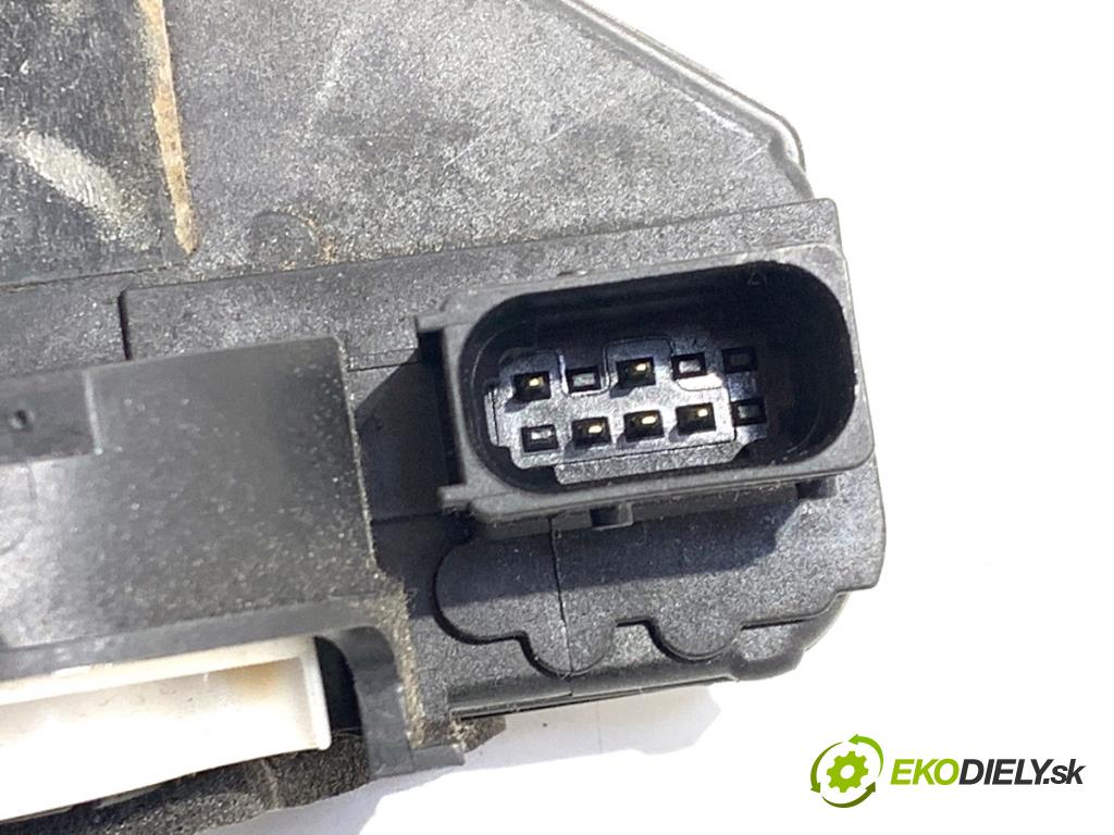 OPEL ZAFIRA C nadwozie wielkoprzestrzenne (MPV) 2014 100 kW 1.6 CDTI (75) 1598 zámok Dvere pravy predný 3023880