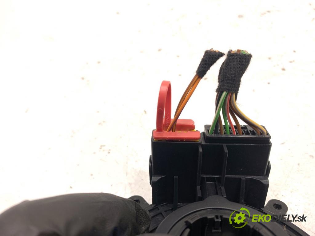 OPEL ZAFIRA C nadwozie wielkoprzestrzenne (MPV) 2014 100 kW 1.6 CDTI (75) 1598 Krúžok, slimák airbag 13589398 (Airbag)