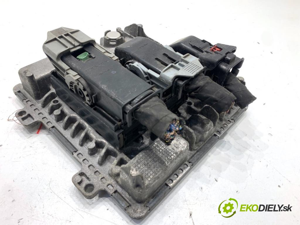 OPEL ZAFIRA C nadwozie wielkoprzestrzenne (MPV) 2014 100 kW 1.6 CDTI (75) 1598 riadiaca jednotka Motor 55485040 (Riadiaca jednotka)