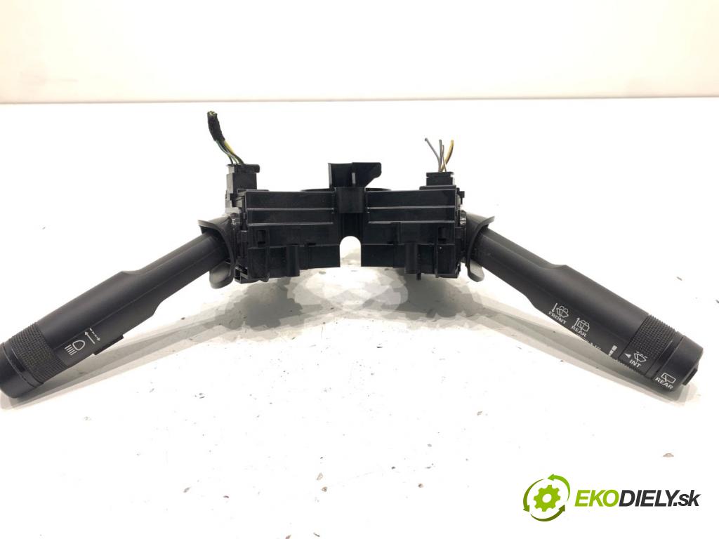 OPEL ZAFIRA C nadwozie wielkoprzestrzenne (MPV) 2014 100 kW 1.6 CDTI (75) 1598 přepínač kombinovaný 95433818 (Páčky pod volantem)