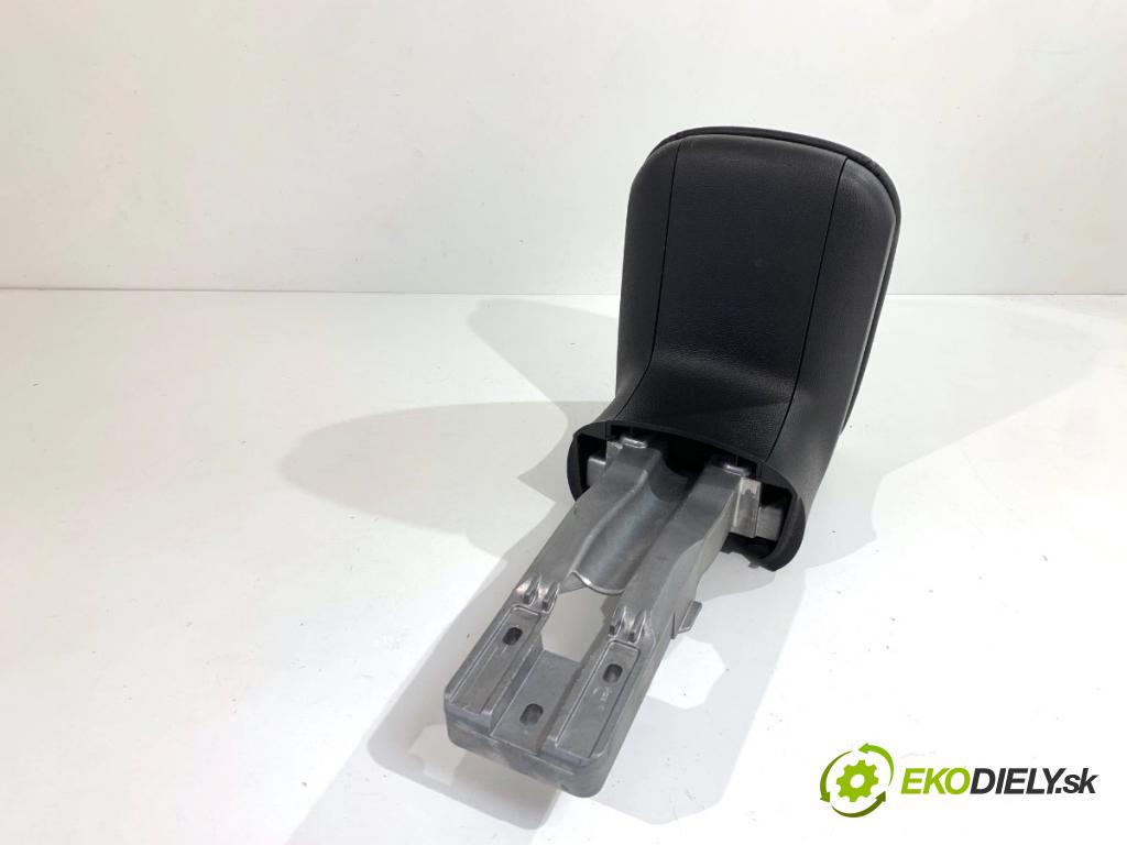 OPEL ZAFIRA C nadwozie wielkoprzestrzenne (MPV) 2014 100 kW 1.6 CDTI (75) 1598 loketní opěrka  (Loketní opěrka)