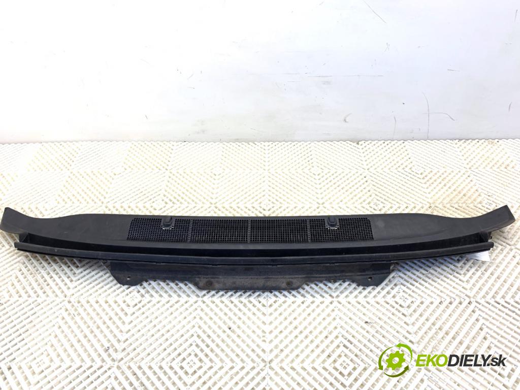 OPEL ZAFIRA C nadwozie wielkoprzestrzenne (MPV) 2014 100 kW 1.6 CDTI (75) 1598 Torpédo, plast pod čelné okno 13422832 (Torpédo (plast pod čelným sklom))