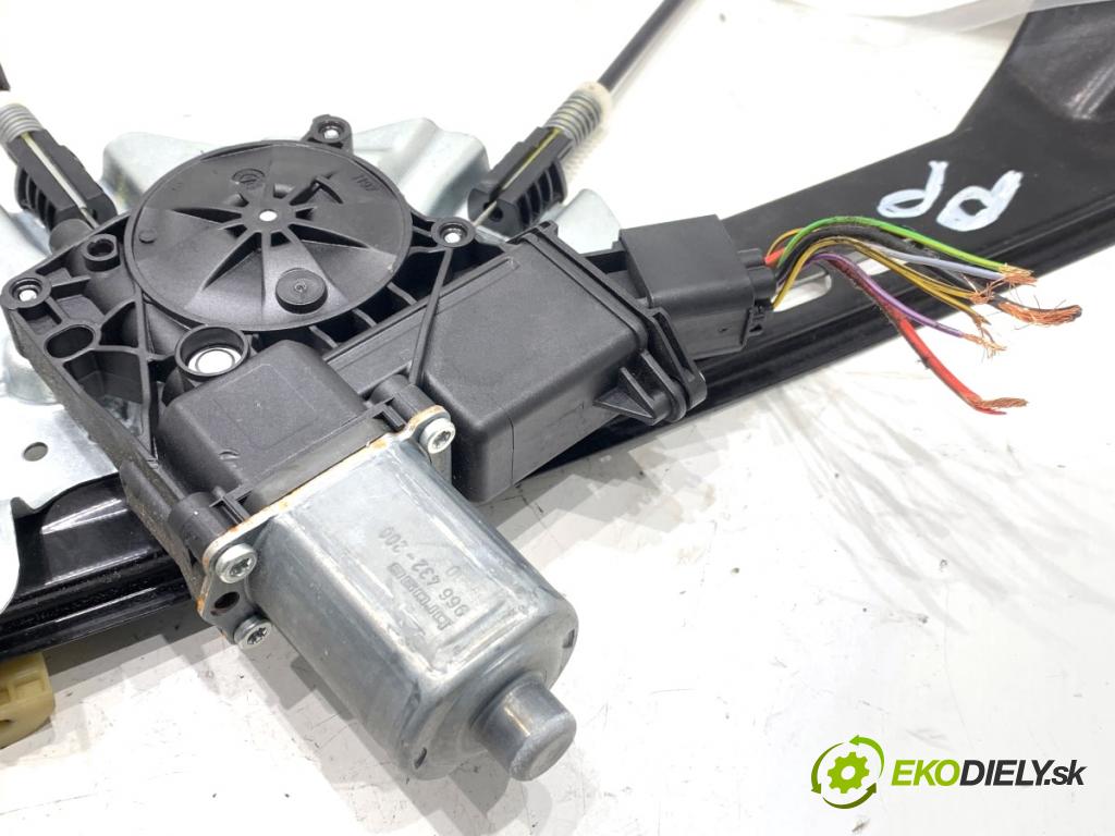 OPEL ZAFIRA C nadwozie wielkoprzestrzenne (MPV) 2014 100 kW 1.6 CDTI (75) 1598 mechanismus okna pravý přední část 20951582