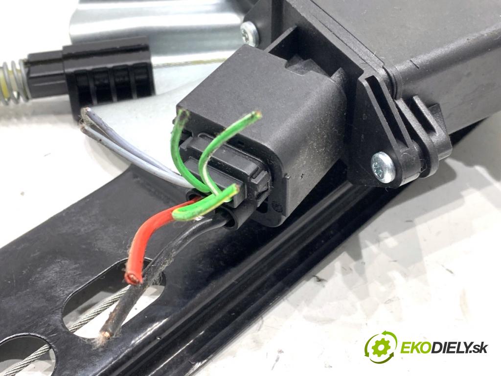 OPEL ZAFIRA C nadwozie wielkoprzestrzenne (MPV) 2014 100 kW 1.6 CDTI (75) 1598 mechanismus okna levý přední část 20951581