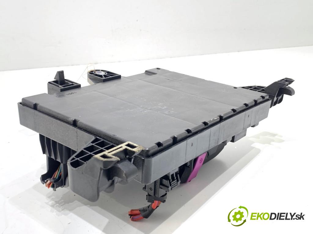 OPEL ZAFIRA C nadwozie wielkoprzestrzenne (MPV) 2014 100 kW 1.6 CDTI (75) 1598 modul BSI 13449202 (Pojistková skříňka)