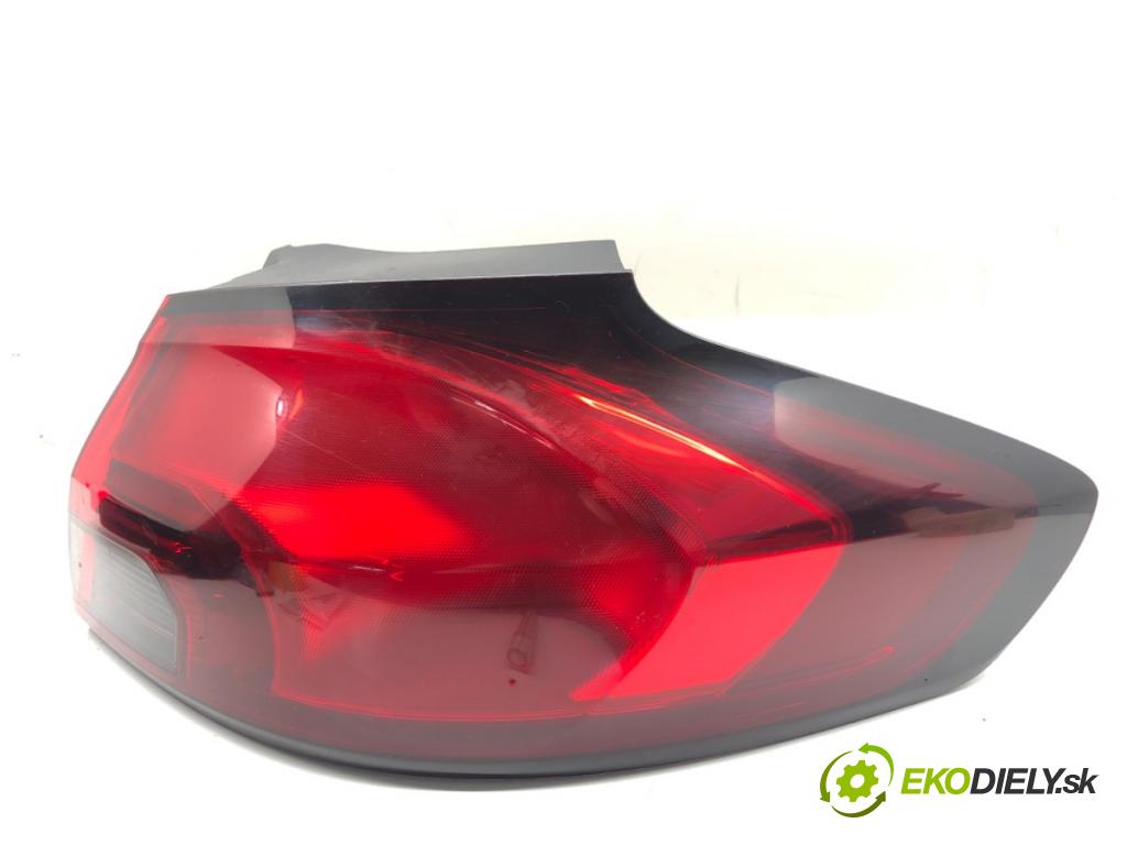 OPEL ZAFIRA C nadwozie wielkoprzestrzenne (MPV) 2014 100 kW 1.6 CDTI (75) 1598 světlo pravý zadní část 13278785