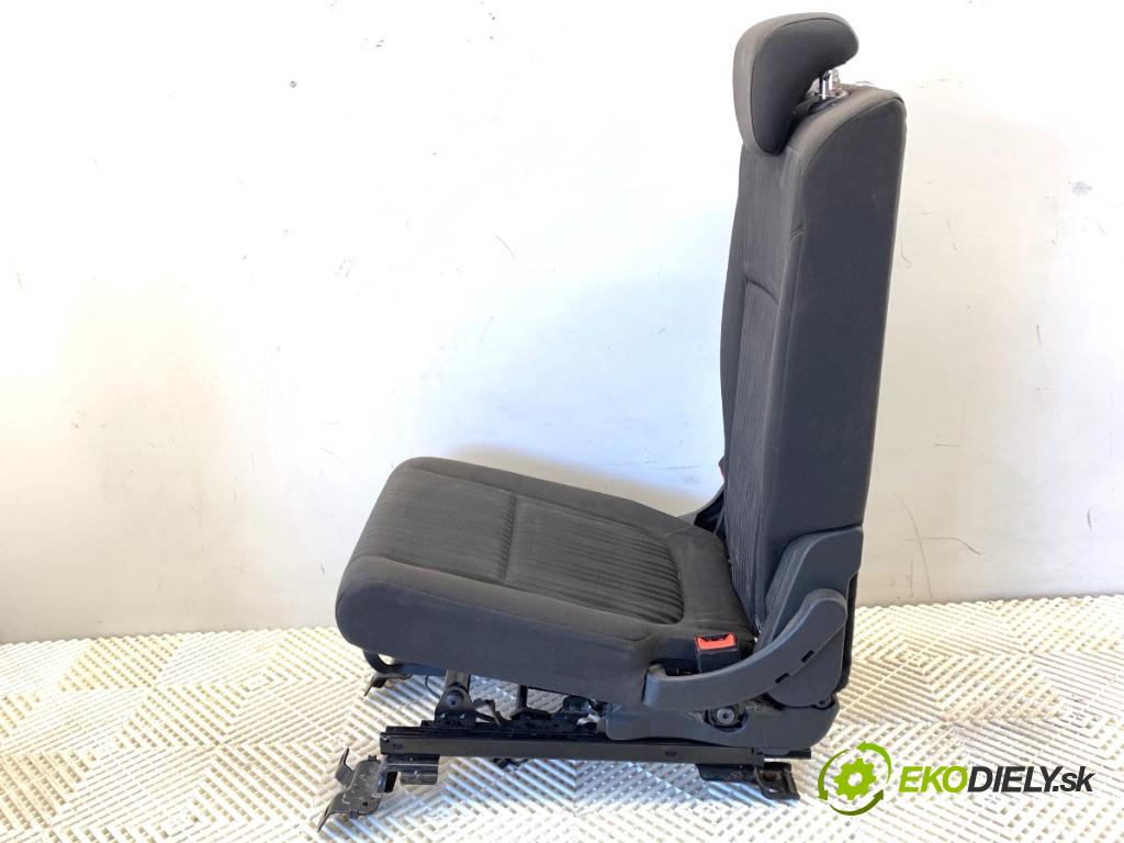 OPEL ZAFIRA C nadwozie wielkoprzestrzenne (MPV) 2014 100 kW 1.6 CDTI (75) 1598 Sedadlo zad druhý rad