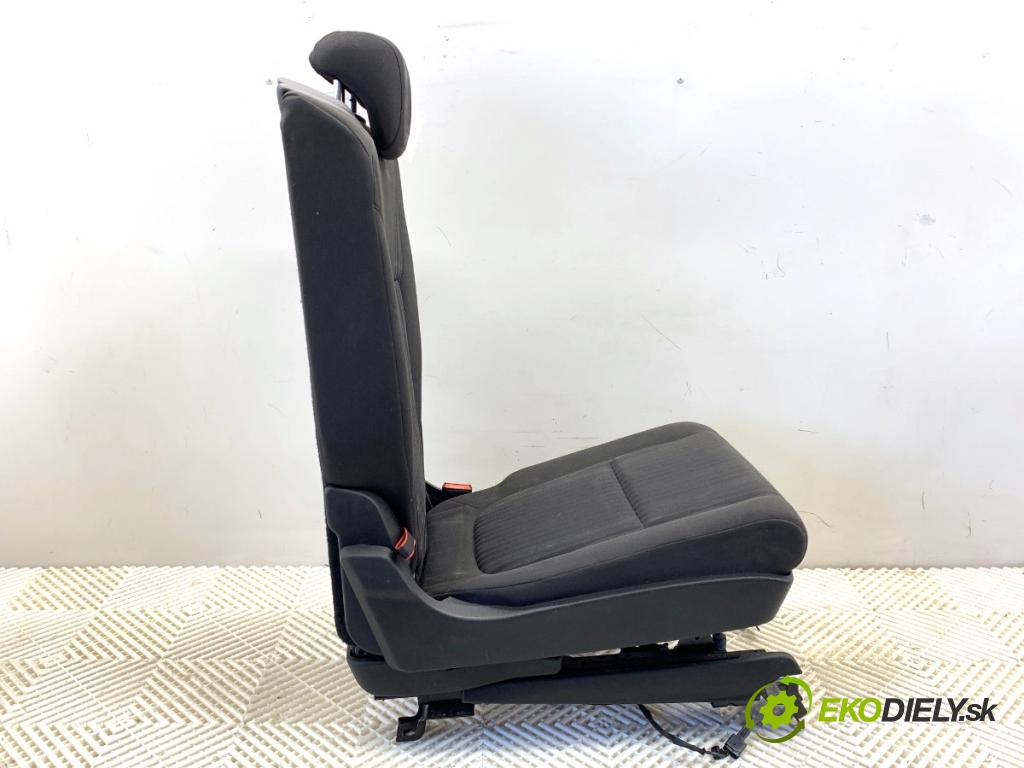 OPEL ZAFIRA C nadwozie wielkoprzestrzenne (MPV) 2014 100 kW 1.6 CDTI (75) 1598 Sedadlo zad druhý rad