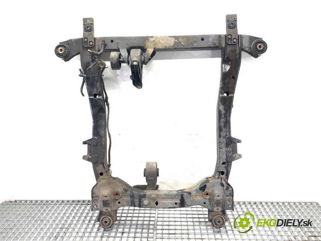 OPEL ZAFIRA C nadwozie wielkoprzestrzenne (MPV) 2014 100 kW 1.6 CDTI (75) 1598 výztuha pod motor 13370472 (Přední výztuha)