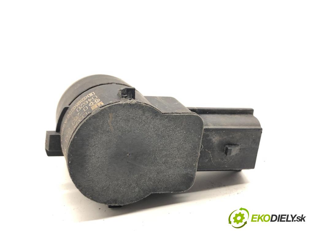 OPEL ZAFIRA C nadwozie wielkoprzestrzenne (MPV) 2014 100 kW 1.6 CDTI (75) 1598 snímač PDC 13394367 0263013937