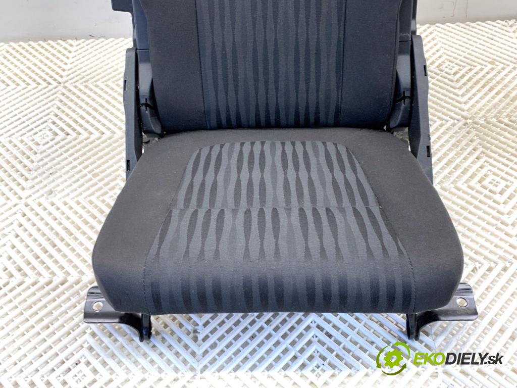 OPEL ZAFIRA C nadwozie wielkoprzestrzenne (MPV) 2014 100 kW 1.6 CDTI (75) 1598 Sedadlo zad tretí rad