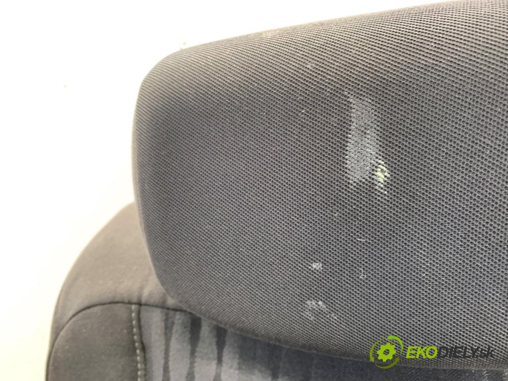 OPEL ZAFIRA C nadwozie wielkoprzestrzenne (MPV) 2014 100 kW 1.6 CDTI (75) 1598 Sedadlo zad druhý rad