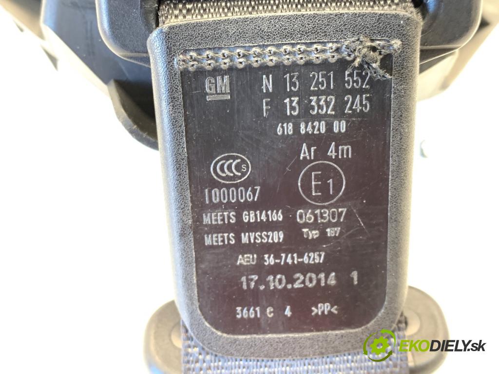 OPEL ZAFIRA C nadwozie wielkoprzestrzenne (MPV) 2014 100 kW 1.6 CDTI (75) 1598 držák bezpečnost zadní část středový 619228200D