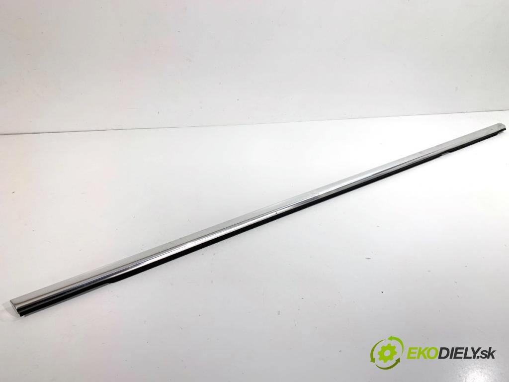 OPEL ZAFIRA C nadwozie wielkoprzestrzenne (MPV) 2014 100 kW 1.6 CDTI (75) 1598 lišta Sbírání: zadní část pravý 13260080