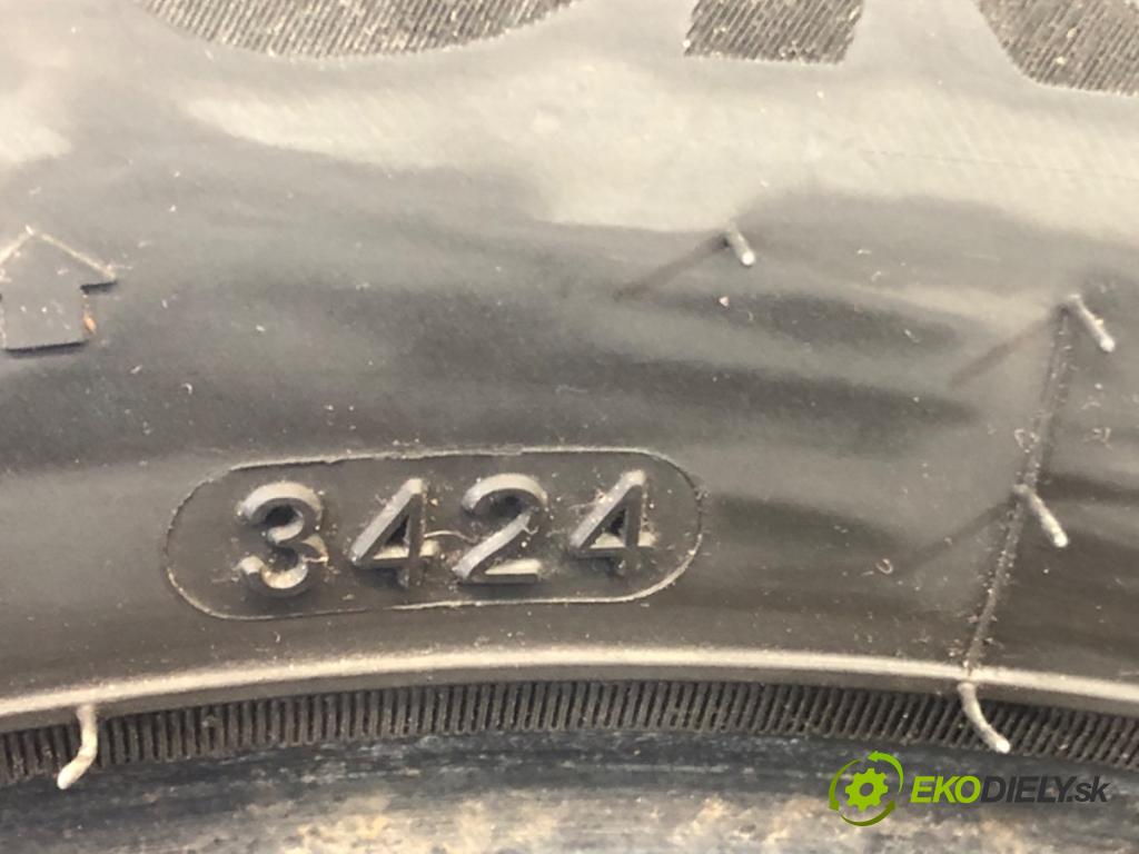 --- --- PNEUMATIKY: zima 2X 205/55 16"