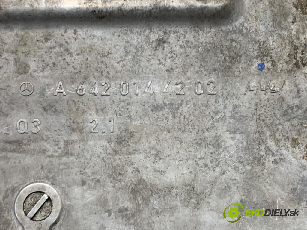 MERCEDES-BENZ W166 SUV 2013 190 kW ML 350 BlueTEC 4-matic (166.024) 2987 MISKA: olejová A6420144202 (Olejová vaňa)