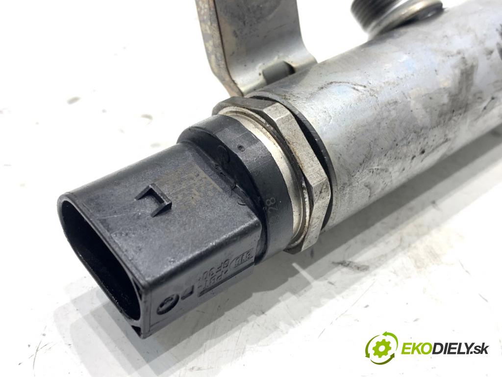 MERCEDES-BENZ W166 SUV 2013 190 kW ML 350 BlueTEC 4-matic (166.024) 2987 lišta vstřikovací SENZOR A6420703095