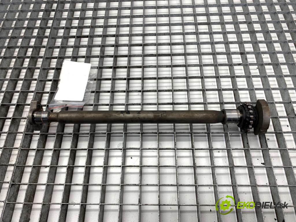 MERCEDES-BENZ W166 SUV 2013 190 kW ML 350 BlueTEC 4-matic (166.024) 2987 vačka vačkový hřídel 6420301372